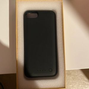 IPhone 6 charging case